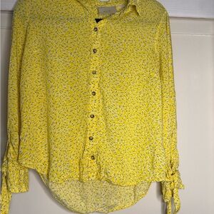 Maeve Yellow Printed Button-Down Tie-Sleeve Blouse